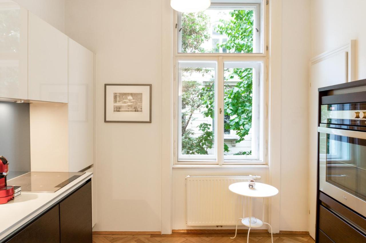 Apartments Fuchsthallergasse เวียนนา ภายนอก รูปภาพ