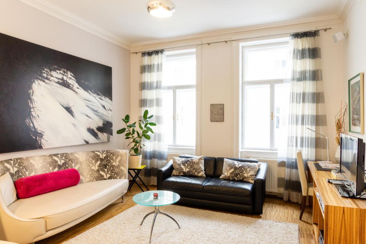 Apartments Fuchsthallergasse เวียนนา ภายนอก รูปภาพ